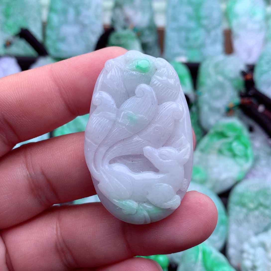 翡翠吊坠(不含链)未镶嵌