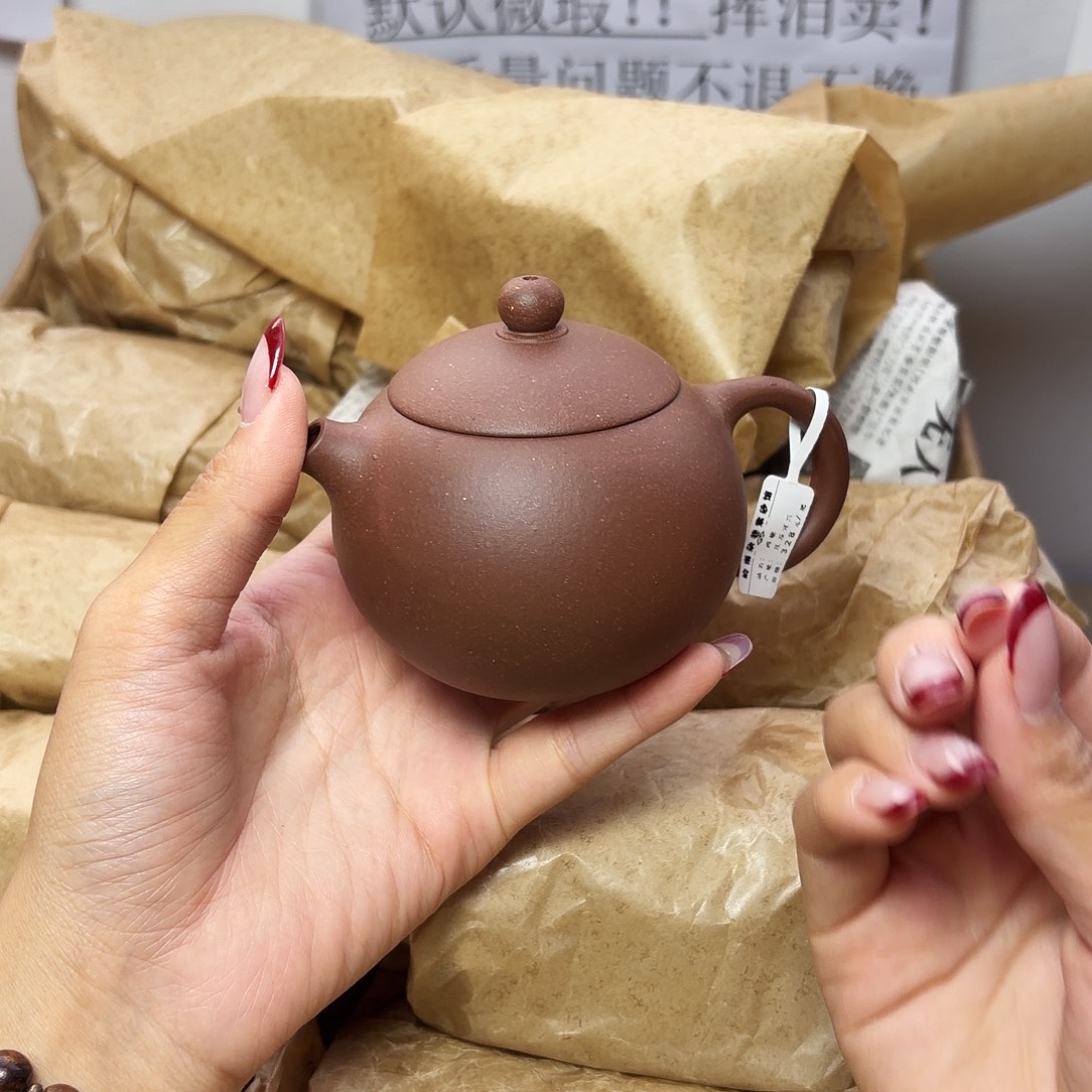 甄选宜兴本土紫砂壶