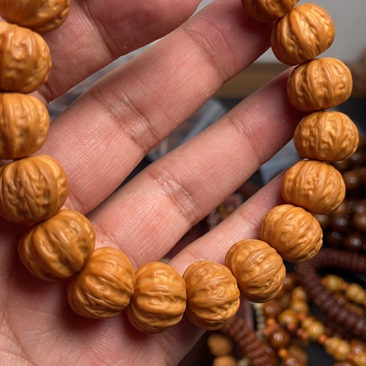 猴头核桃吊坠今天