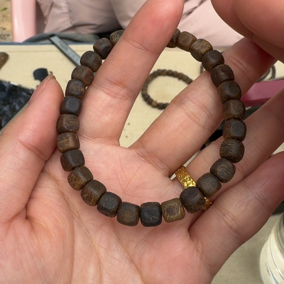 沉香手串绿奇楠沉水单圈约0.6-6多样性发一条