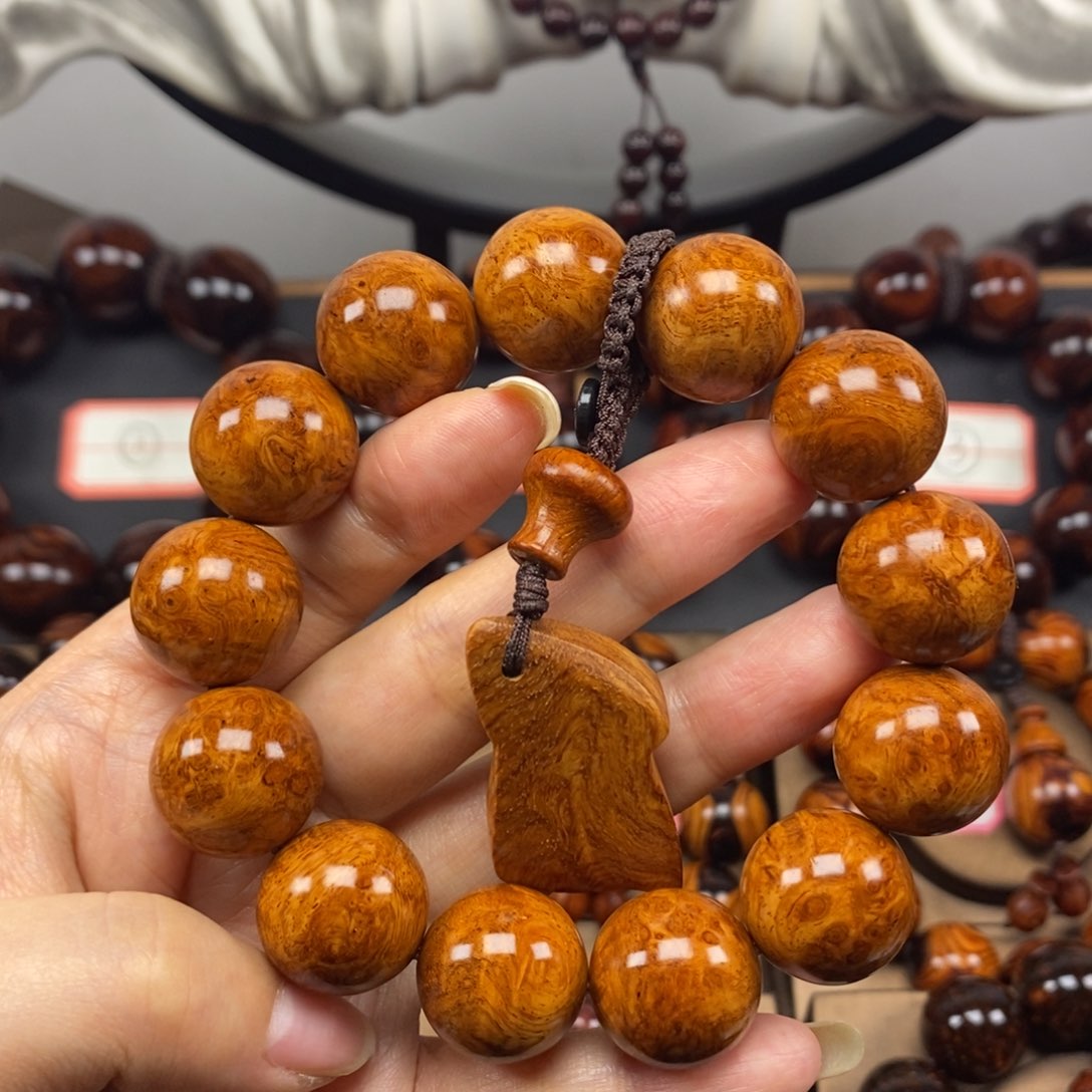 【闪购商品】黄花梨/降香黄檀L***淡1.8黄金底留疤