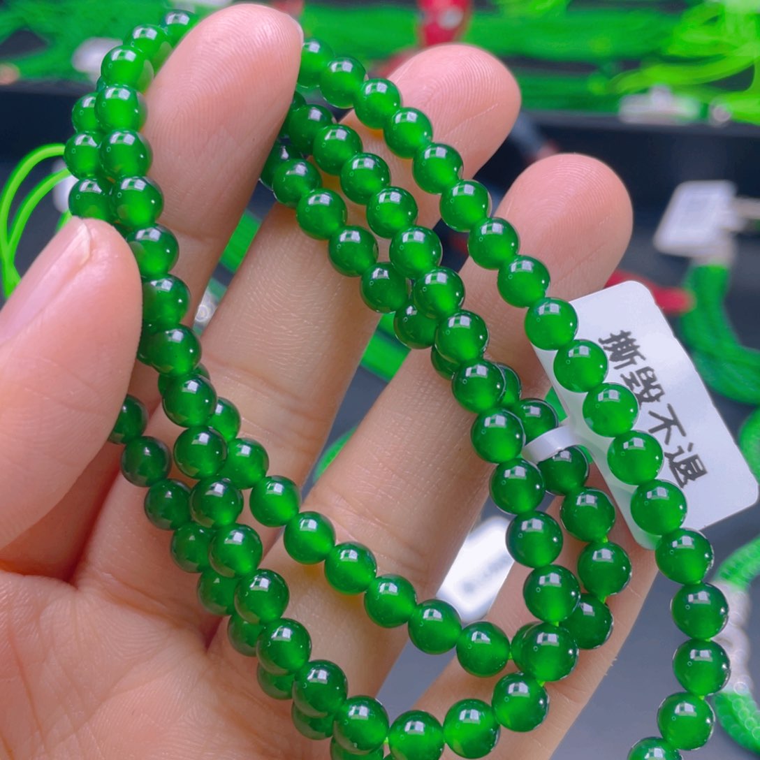 翡翠颈饰未镶嵌，11