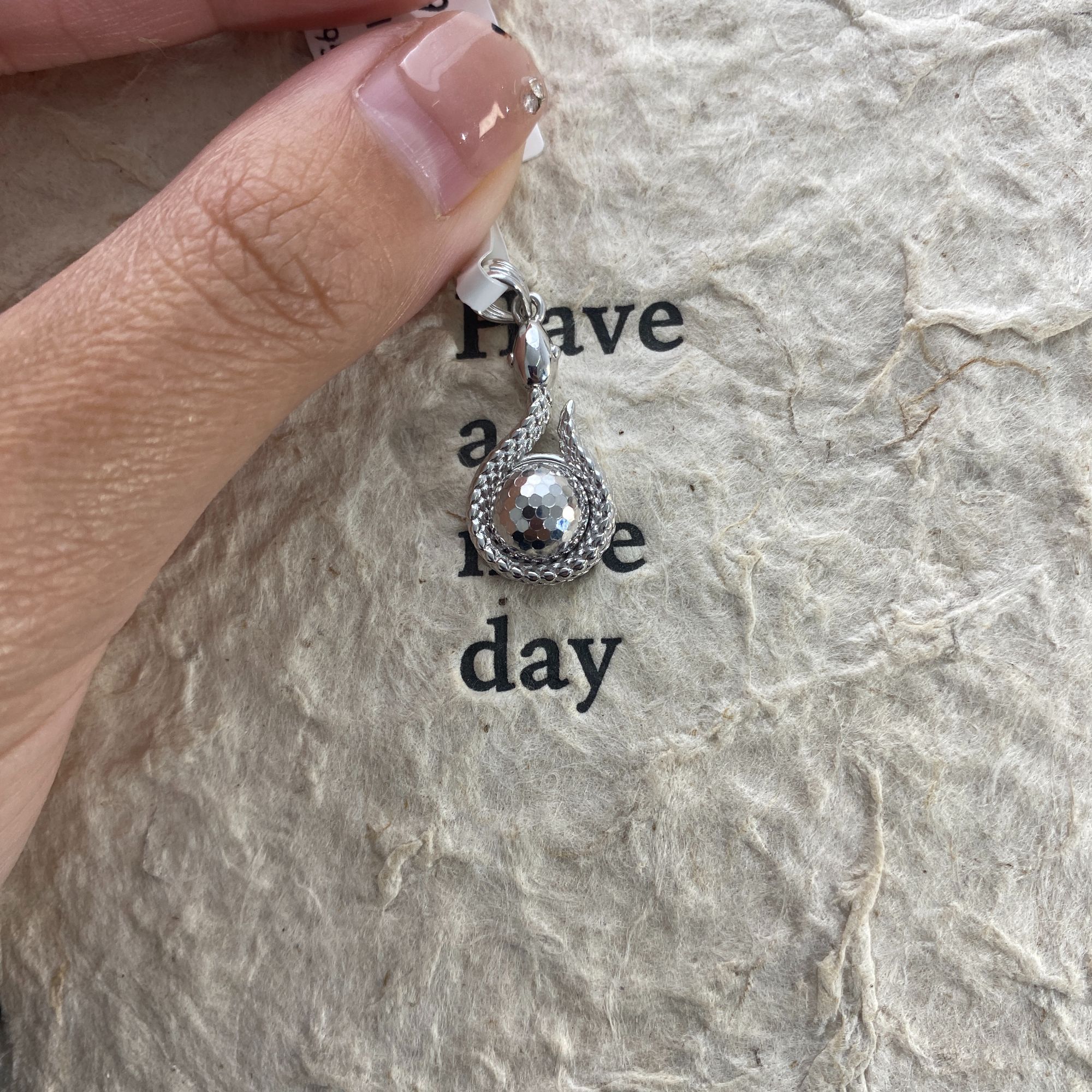 吊坠铂金950蛇蛇吊坠精品款式