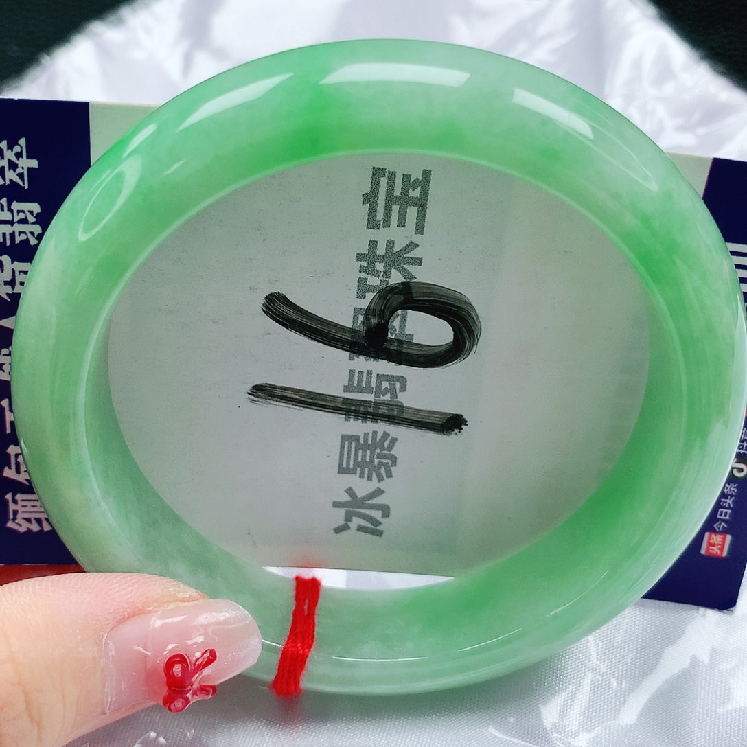 翡翠未镶嵌手镯天然缅甸a货翡翠