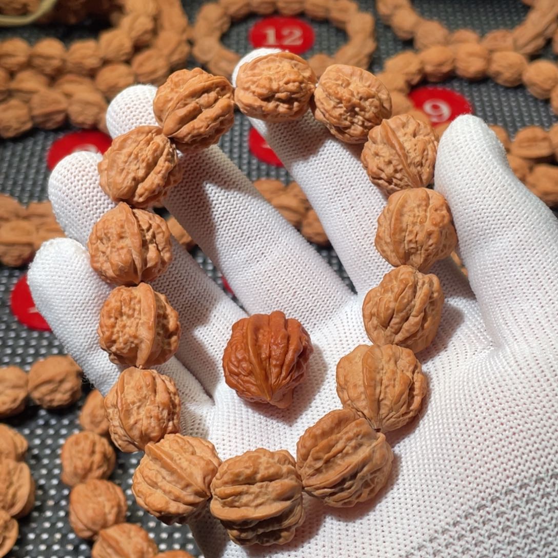 C***.文玩核桃手串嵩山蛤蟆头疙瘩纹