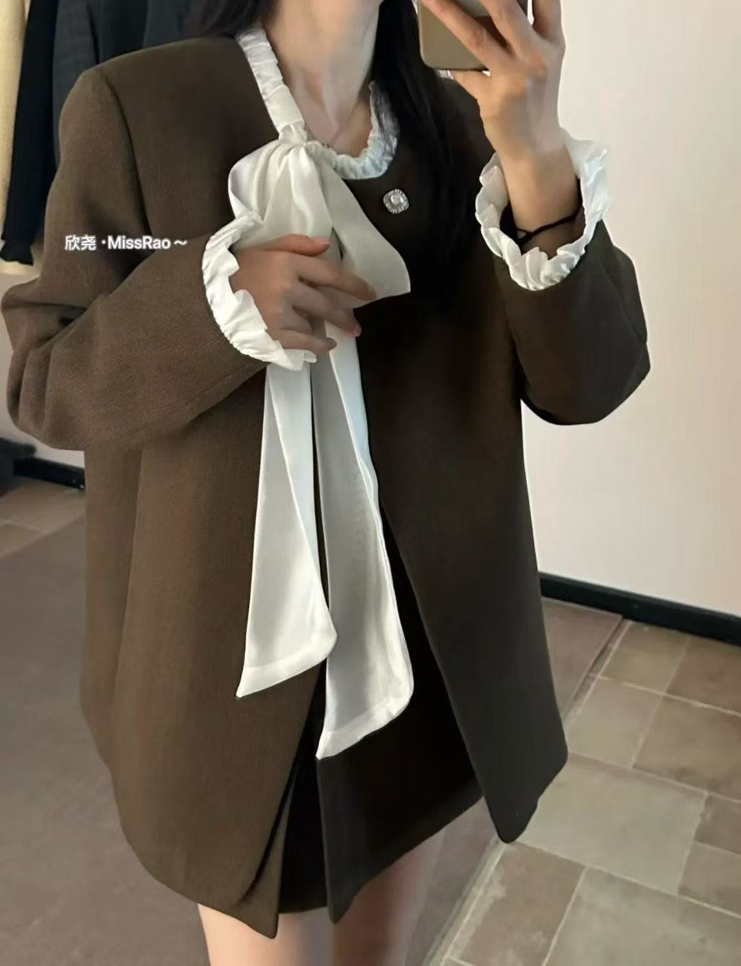 2025年新款秋冬穿搭时尚百搭圆领系带西装外套高腰短裙两件套装