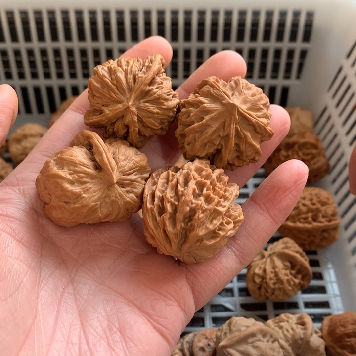 夏***茜文玩核桃把件打包