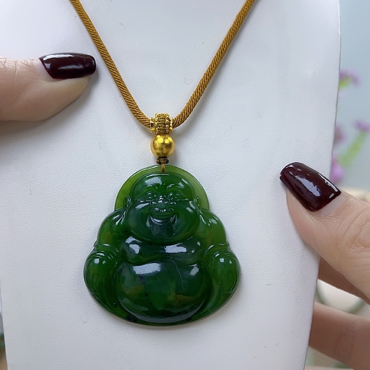 阳***阳和田玉未镶嵌颈饰