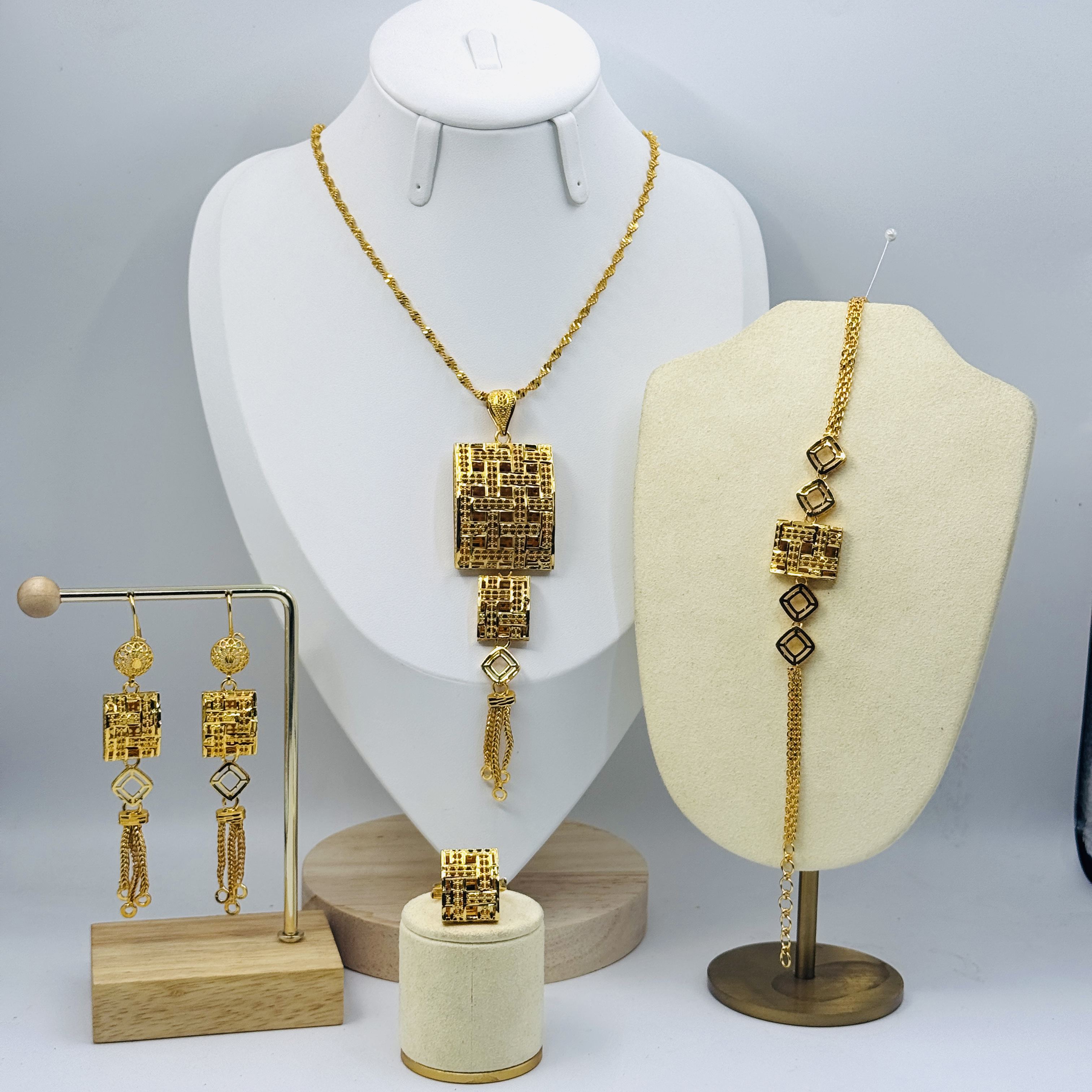 TJ199 铜首饰 项链手链耳环戒指四件套