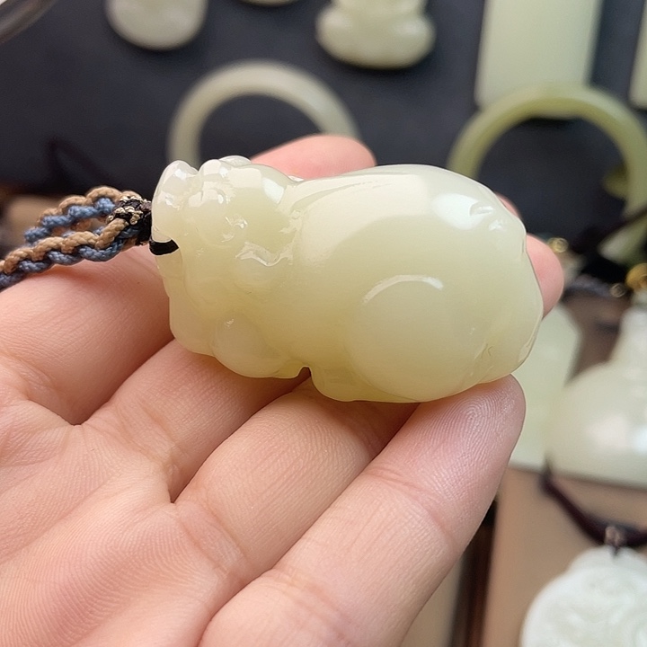 立体貔貅圆润饱满