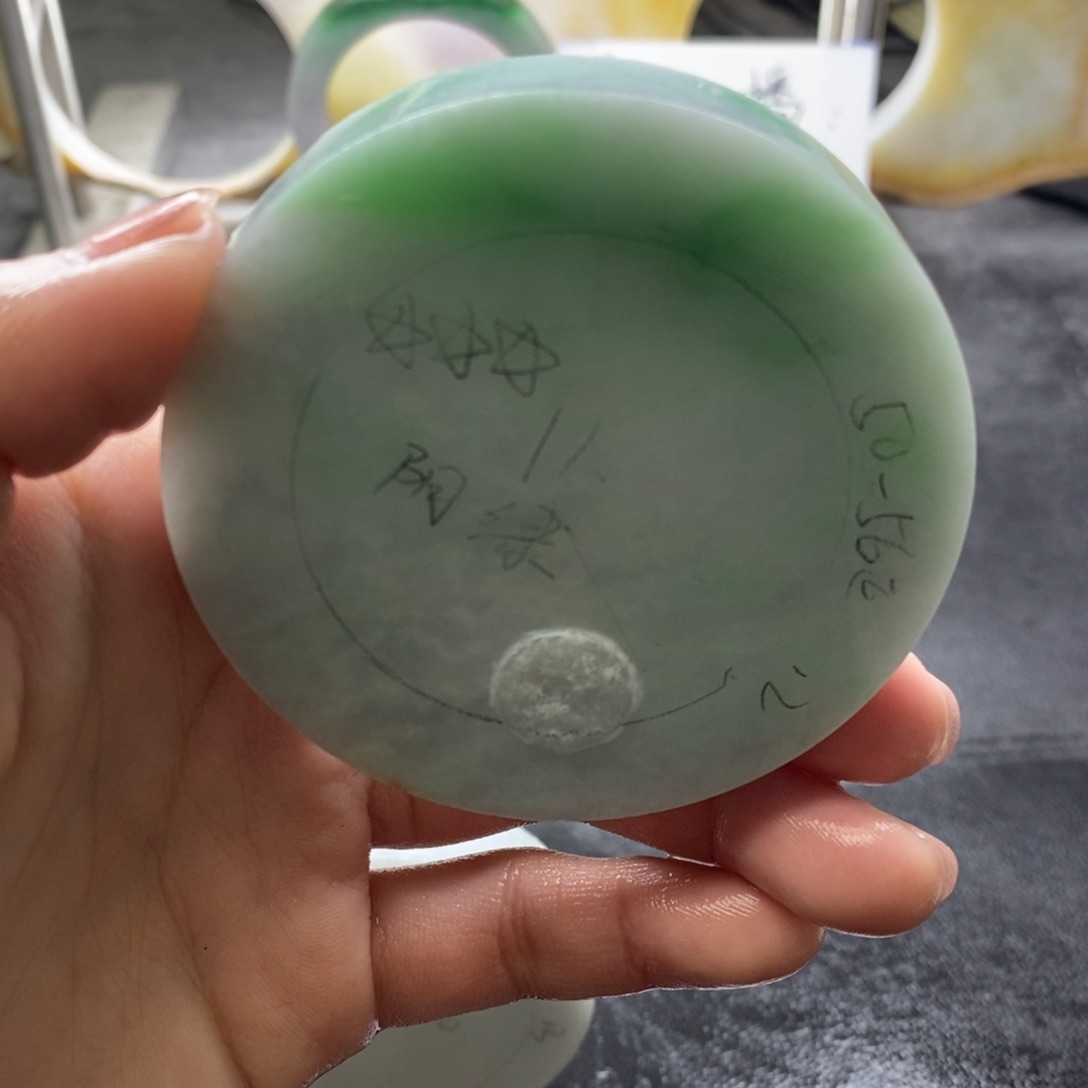 定制翡翠手镯未镶嵌