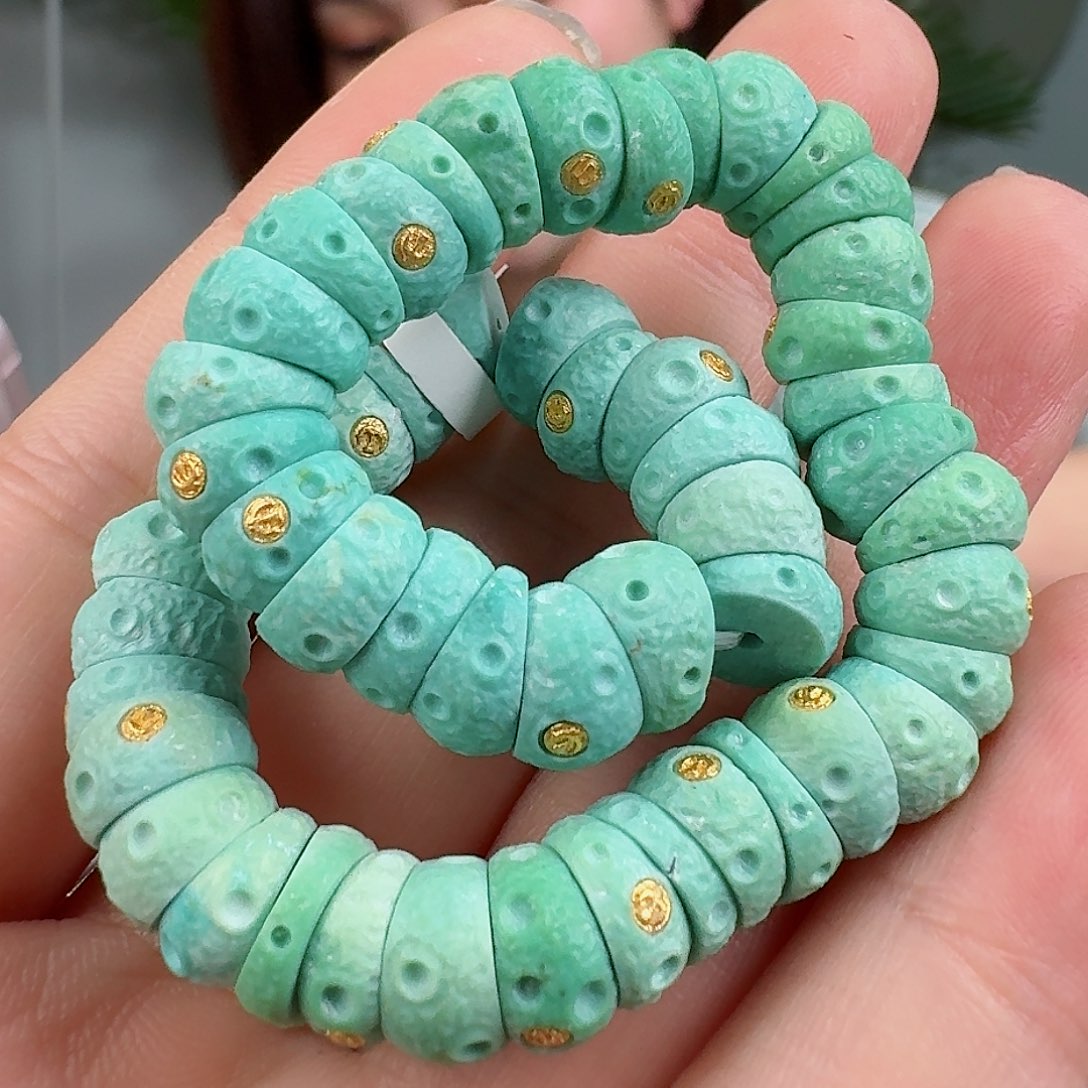 绿松石珠宝奇石未镶嵌