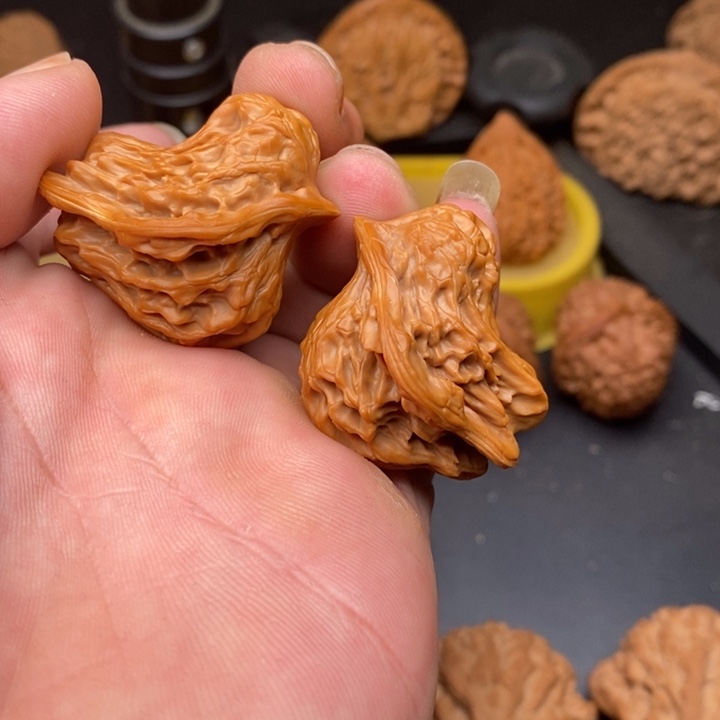 雨***哥把件桃核比翼双飞1234