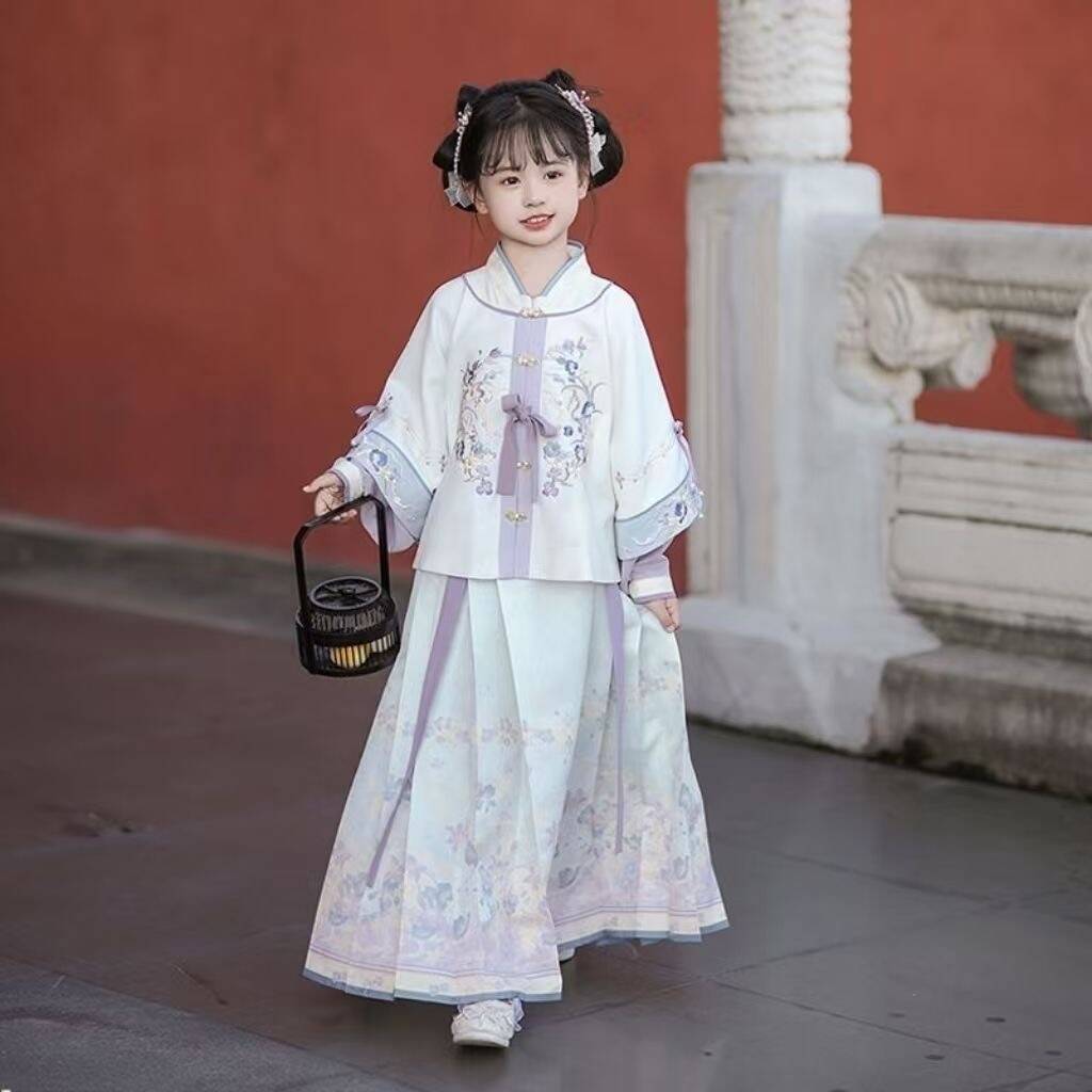 汉服女童裙子春款2025新款爆款儿童汉服唐装明制套装女童马面服装