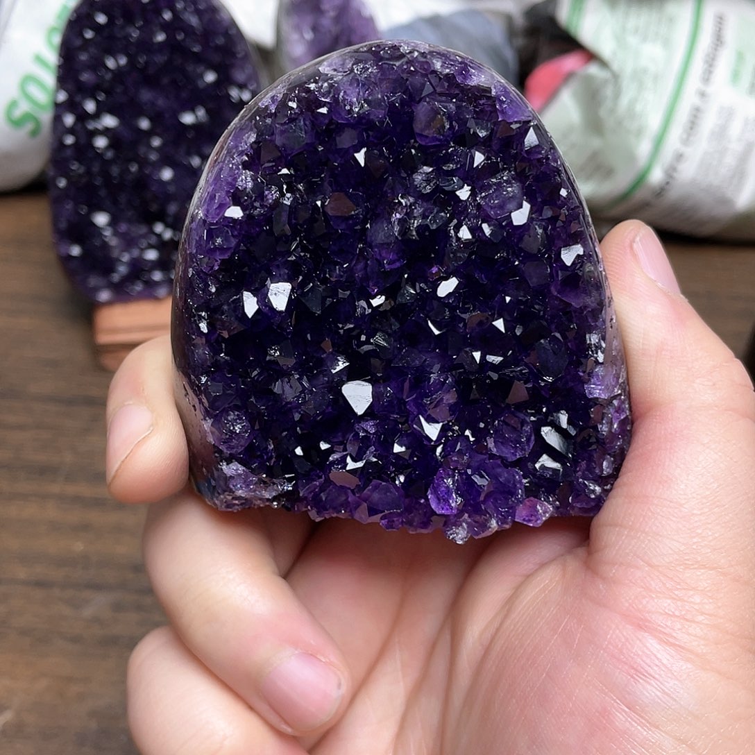 紫晶大型摆件（非配饰）未镶嵌