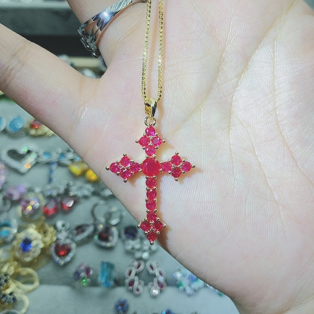 【闪购商品】银S925镶嵌耳饰托帕石