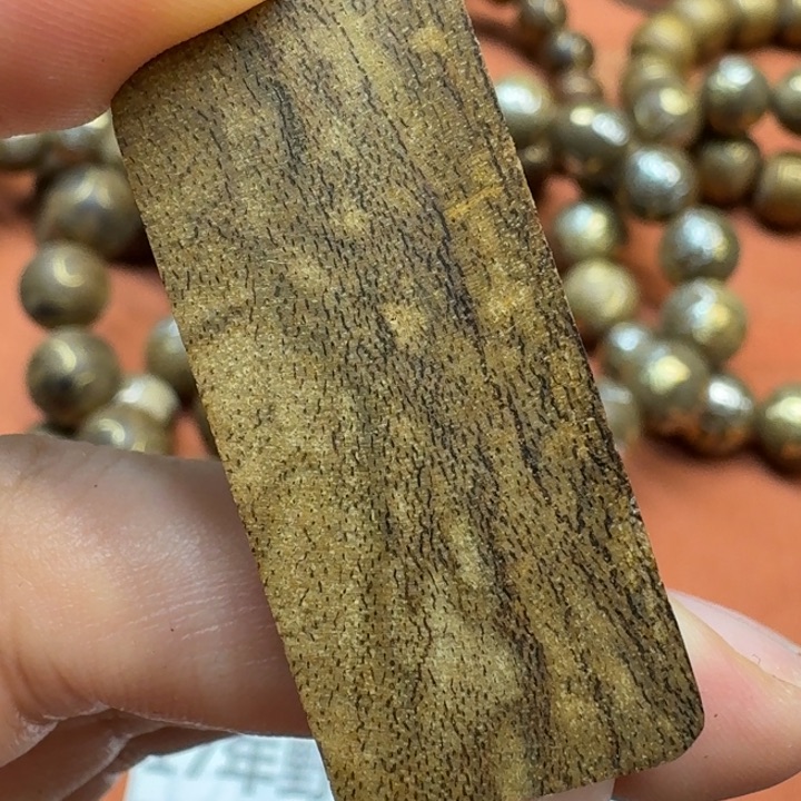 大叶紫檀（黑酸枝木类）