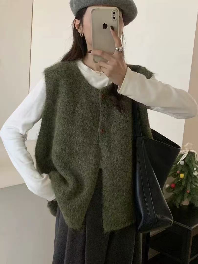 601新款装秋冬V领针织开衫背心时尚砍肩纯色针织马甲