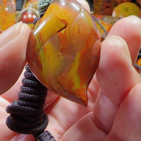 玛瑙/玉髓吊坠未镶嵌