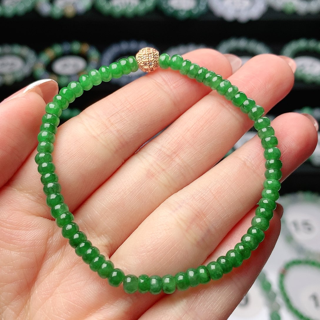 翡翠手链未镶嵌翡翠