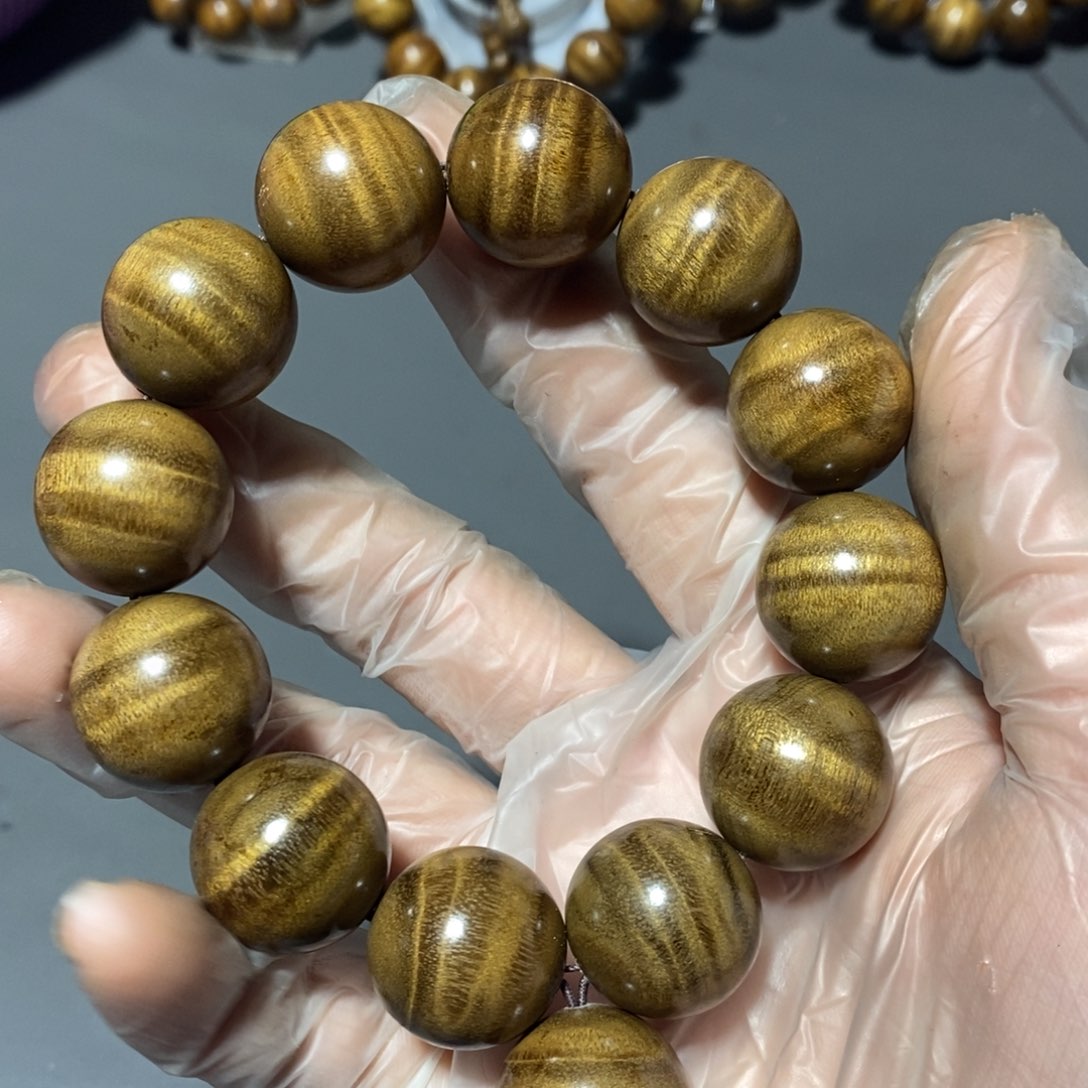 金丝楠土****）小叶2.0阴沉黄花纹