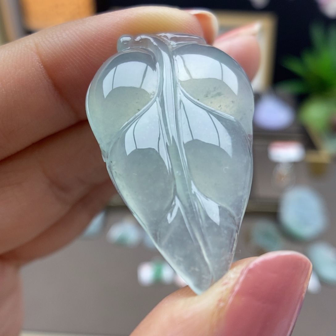 翡翠未镶嵌颈饰吊坠31