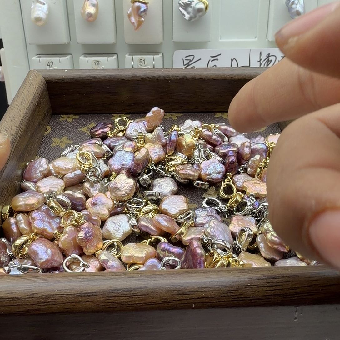 合金颈饰淡水珍珠