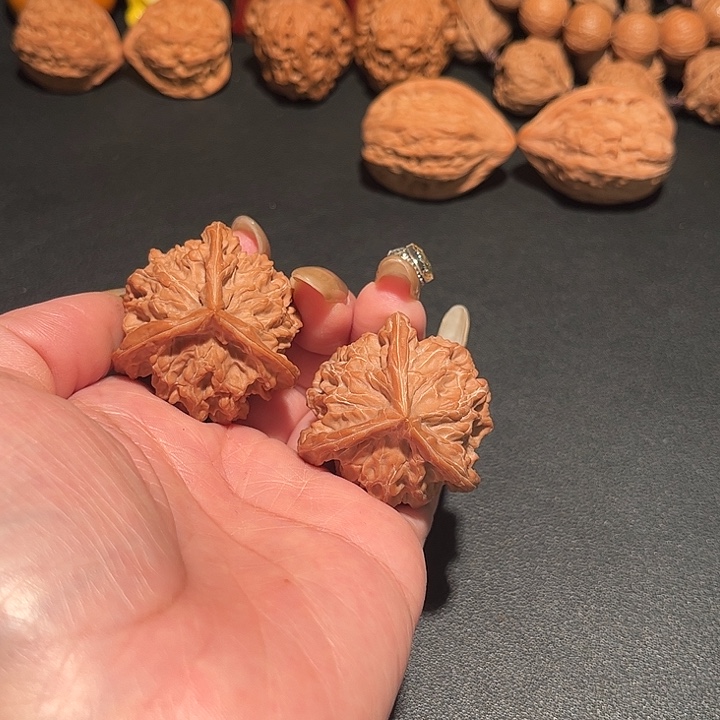 吊坠文玩核桃盘山