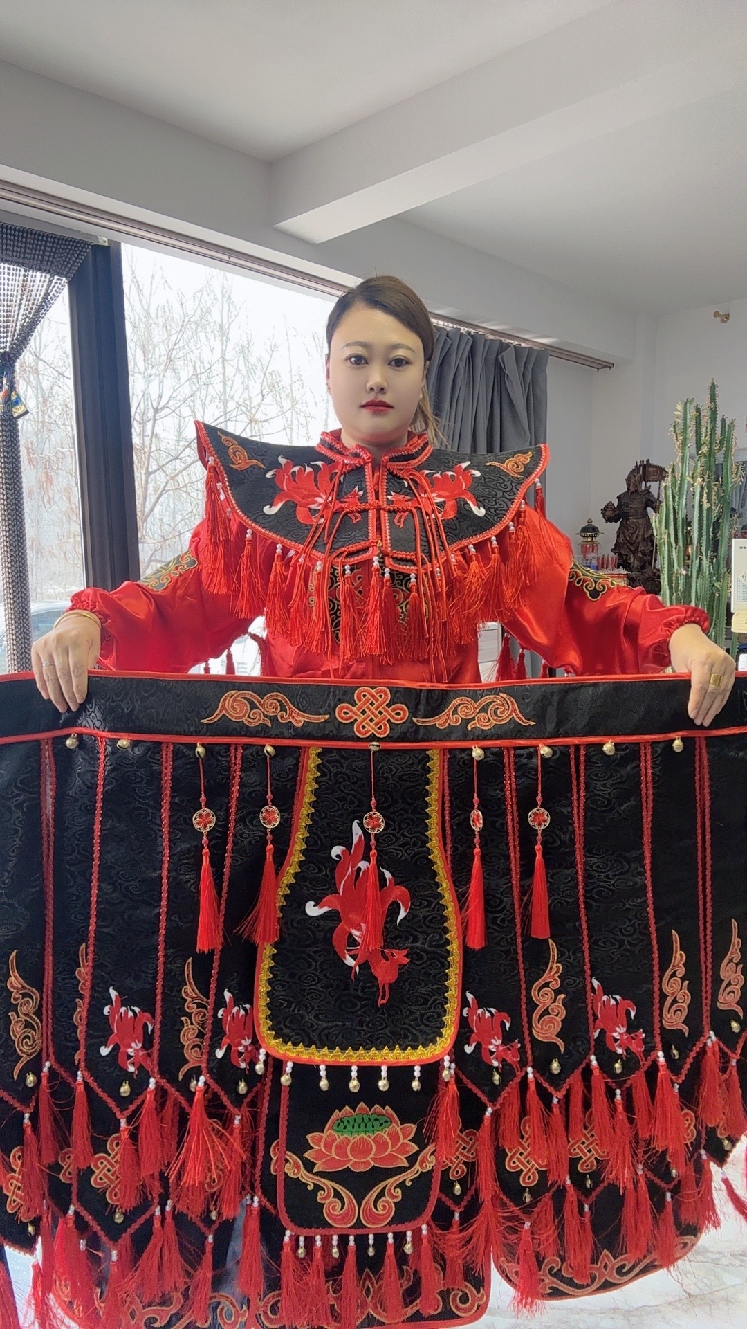 撒满战袍战裙披肩三件套刺绣九尾狐男女款工厂直销备注身高体重