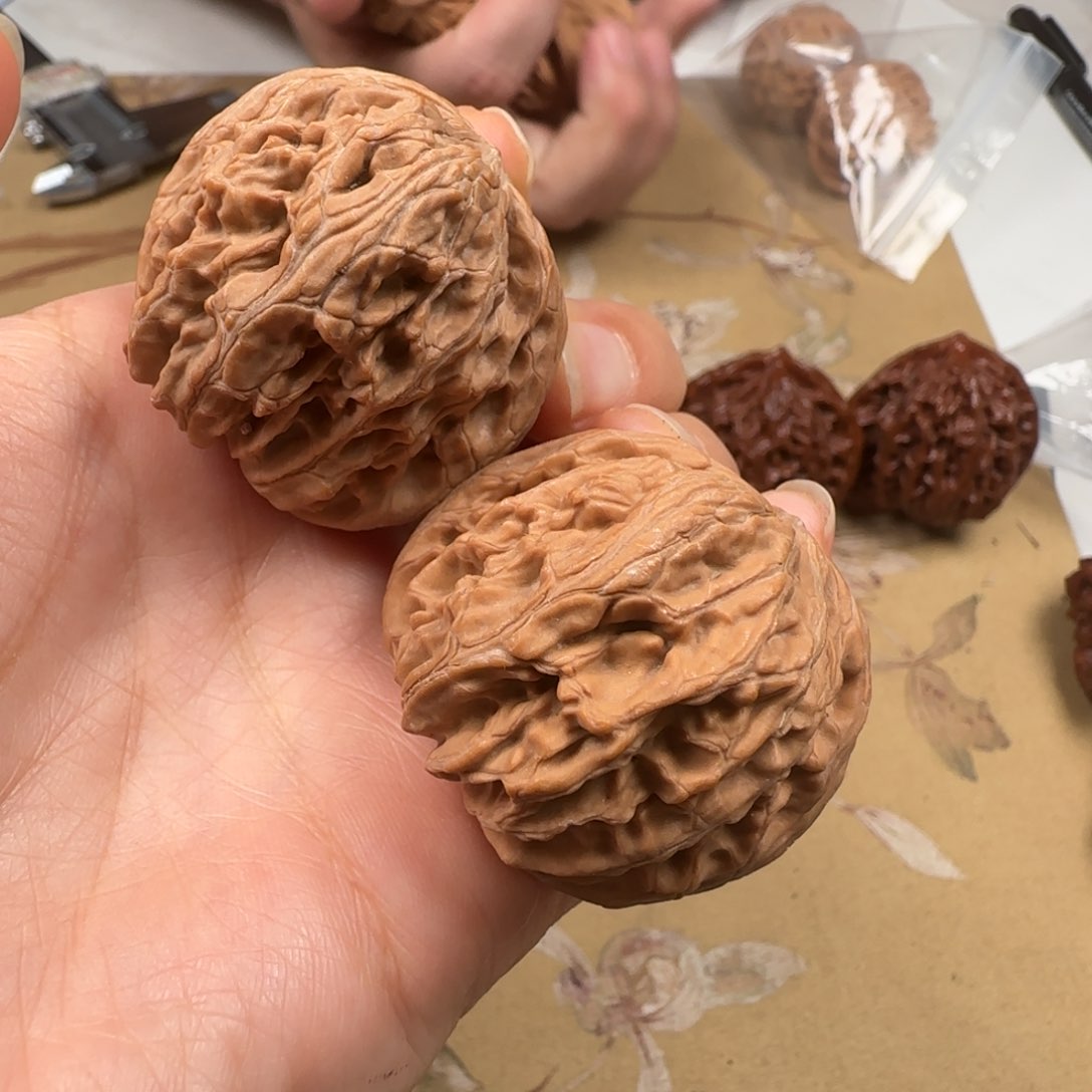 文玩核桃吊坠山地磨39-14