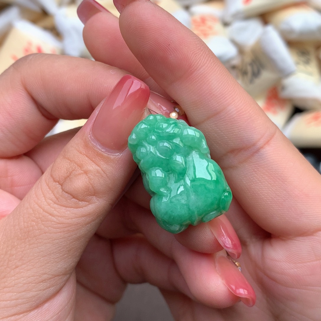 【闪购商品】翡翠未镶嵌挂件一