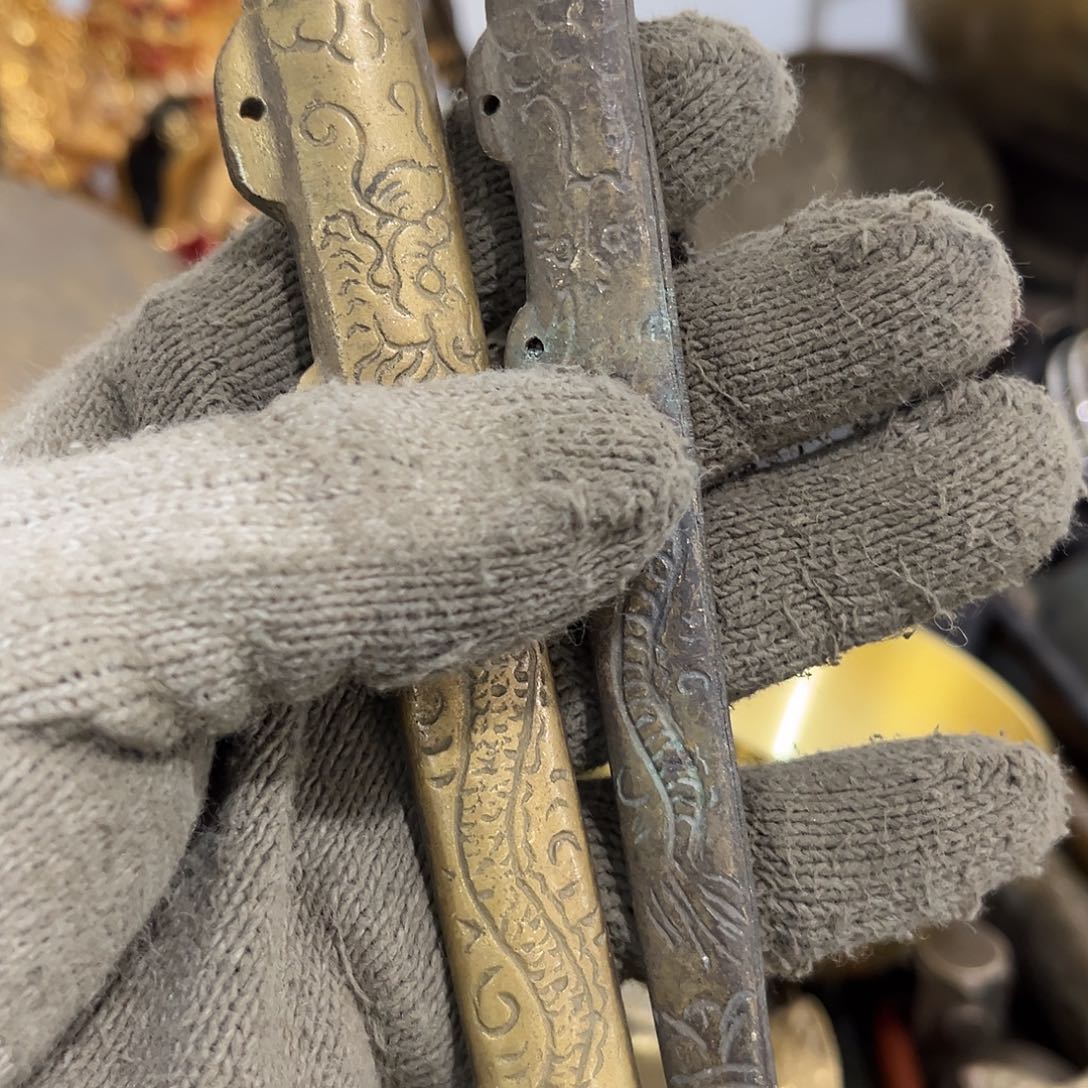 听***8闪电购铜摆件工艺品