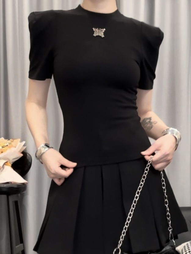 蝴蝶立体短袖t恤女夏季2025新款套头圆领正肩收腰修身黑色上衣