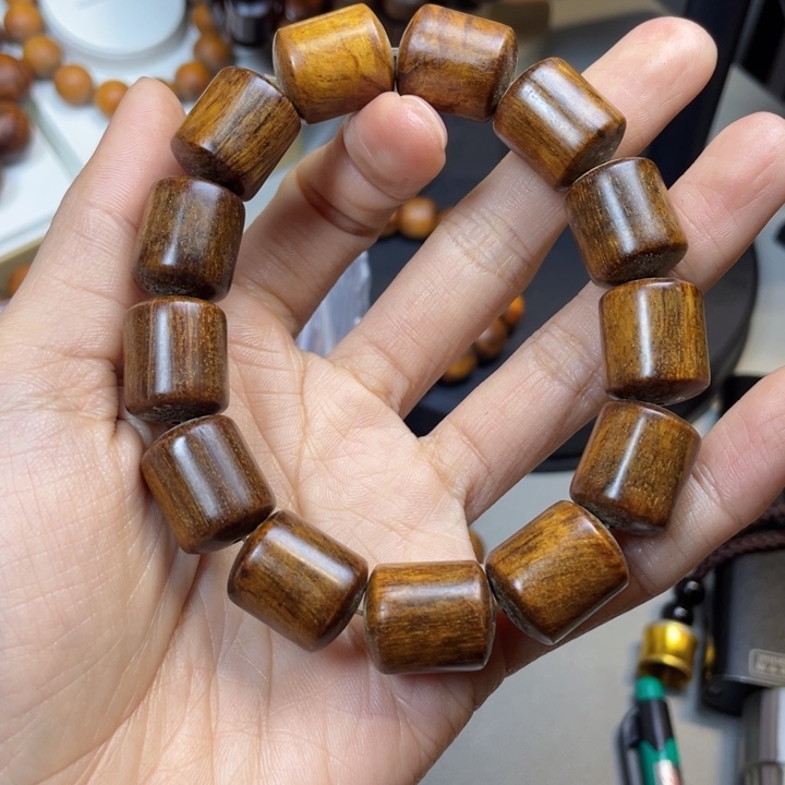 贡木把件手串手串，手串手串