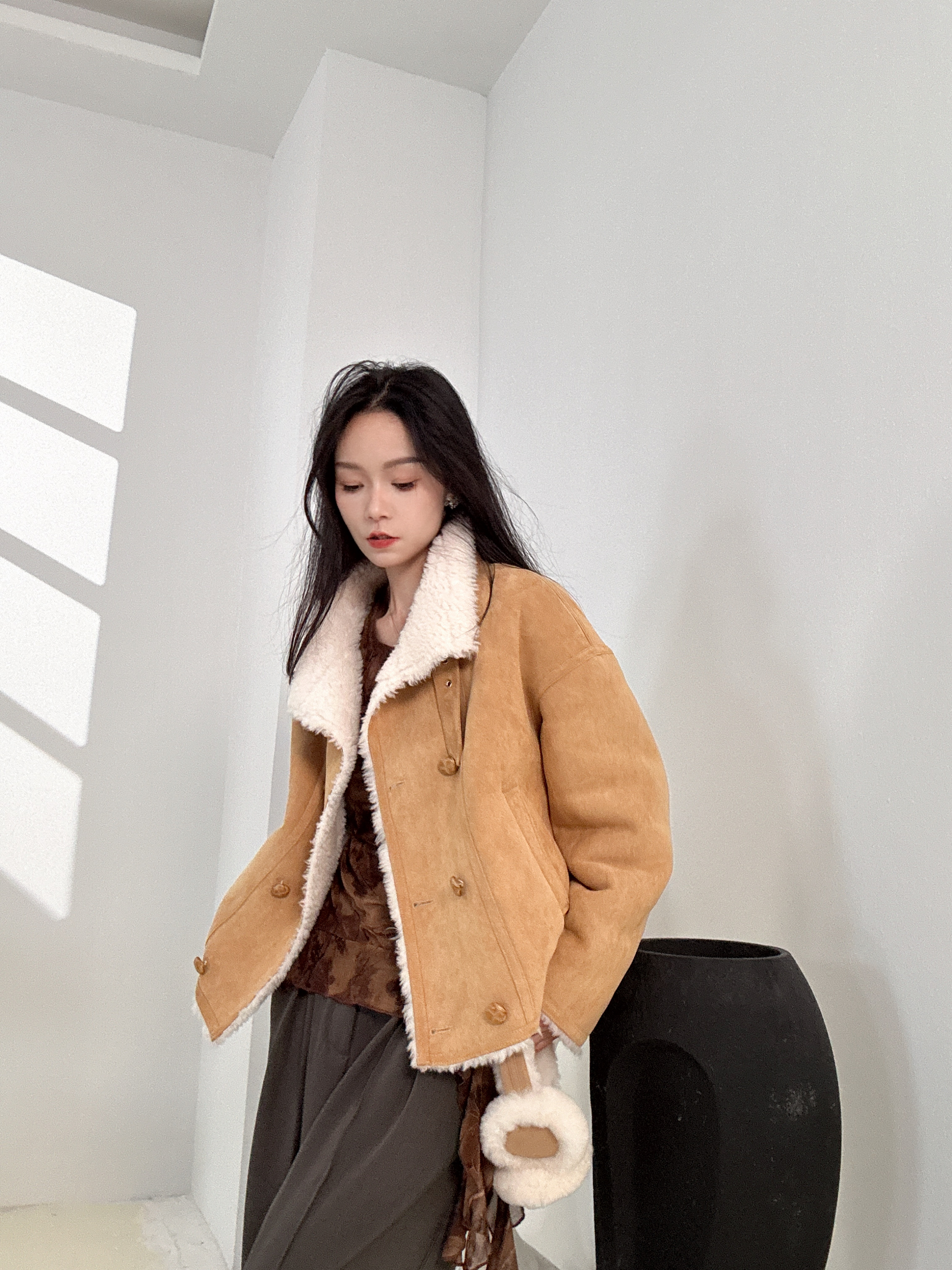 海宁女装紫阔秋冬季美拉德机车双排扣绵羊毛全羊毛颗粒外套