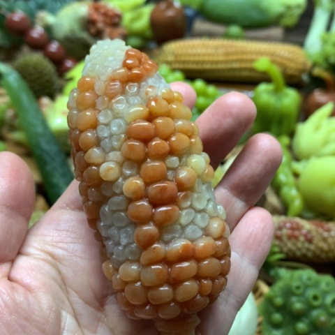 石英质玉（金丝玉）手把件未镶嵌