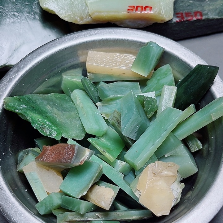 和田玉珠宝奇石未镶嵌