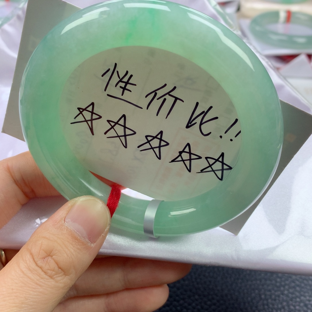 翡翠手镯未镶嵌57胖圆