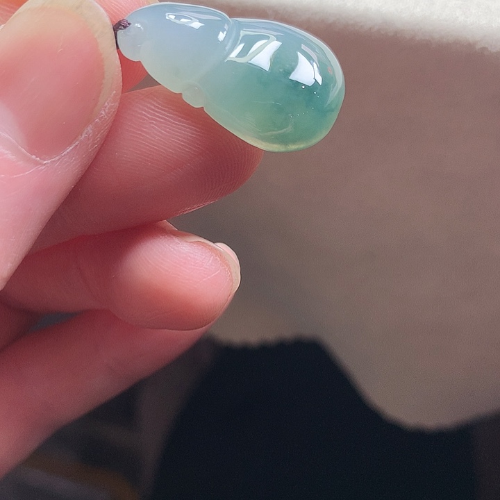 翡翠颈饰未镶嵌吊坠