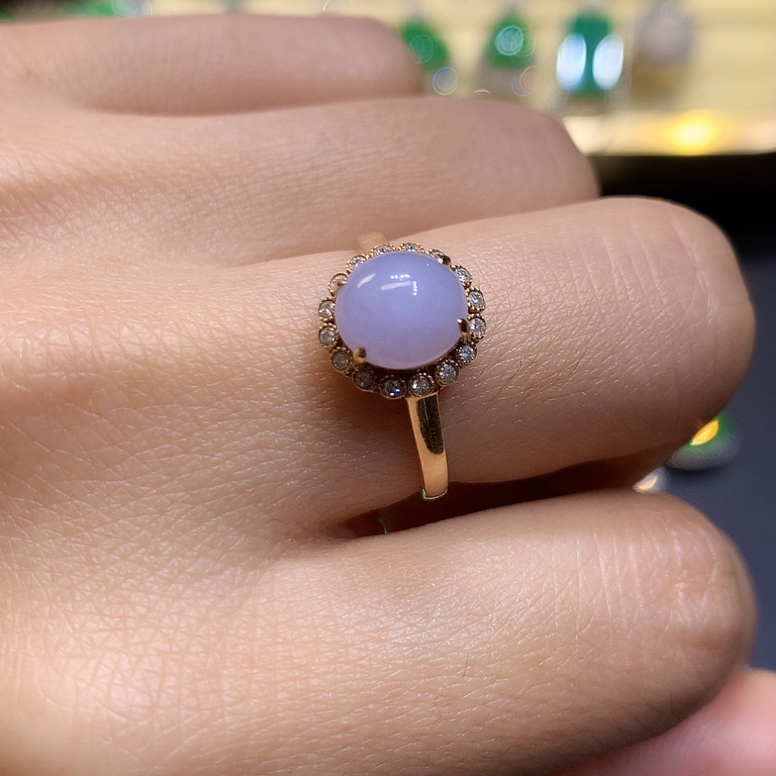 翡翠戒指18K金镶嵌戒指