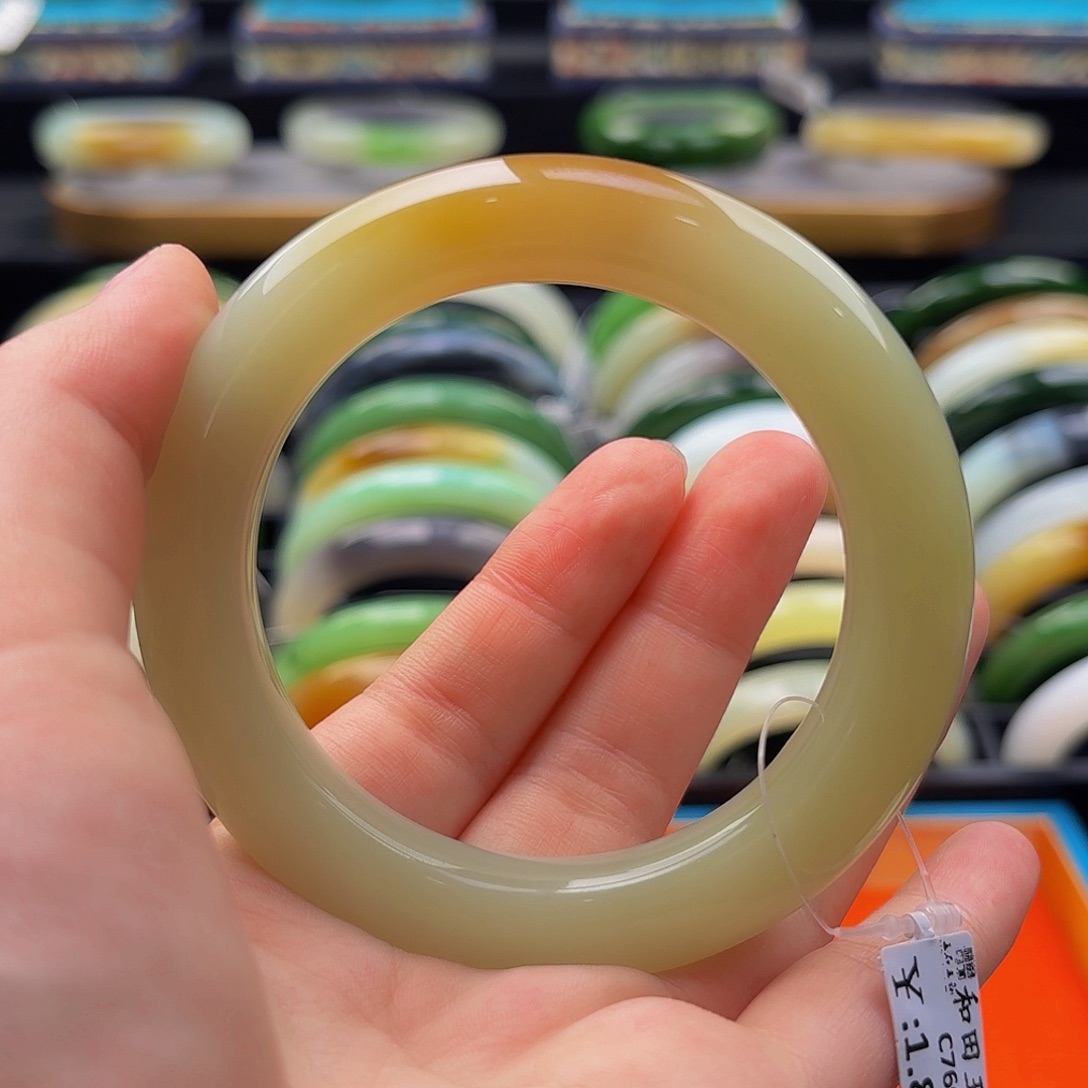 未镶嵌手镯和田玉（糖玉）糖白57.5