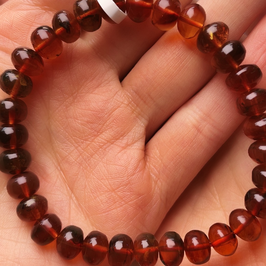 琥珀未镶嵌裸石8.