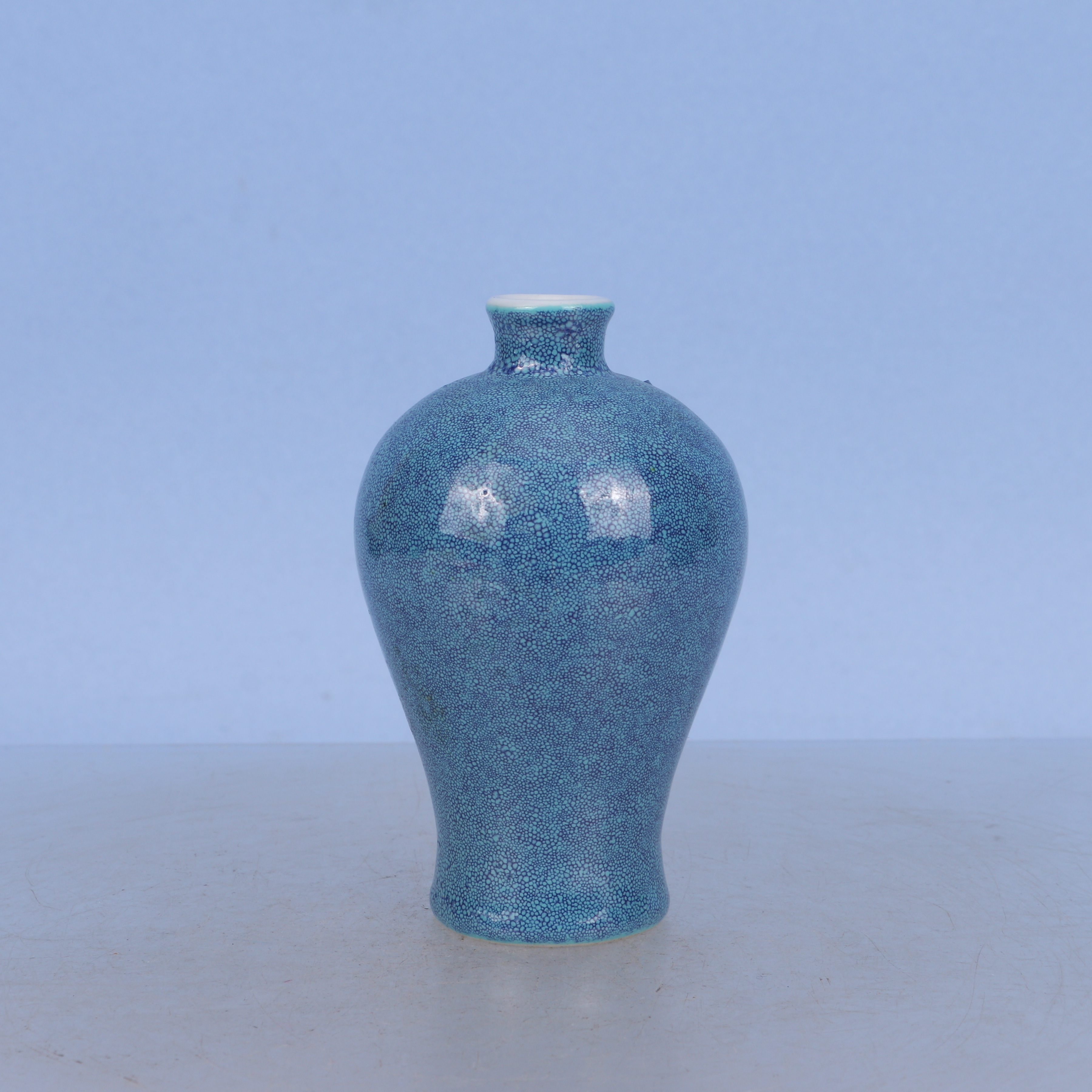 Lot638   清   炉钧釉梅瓶   