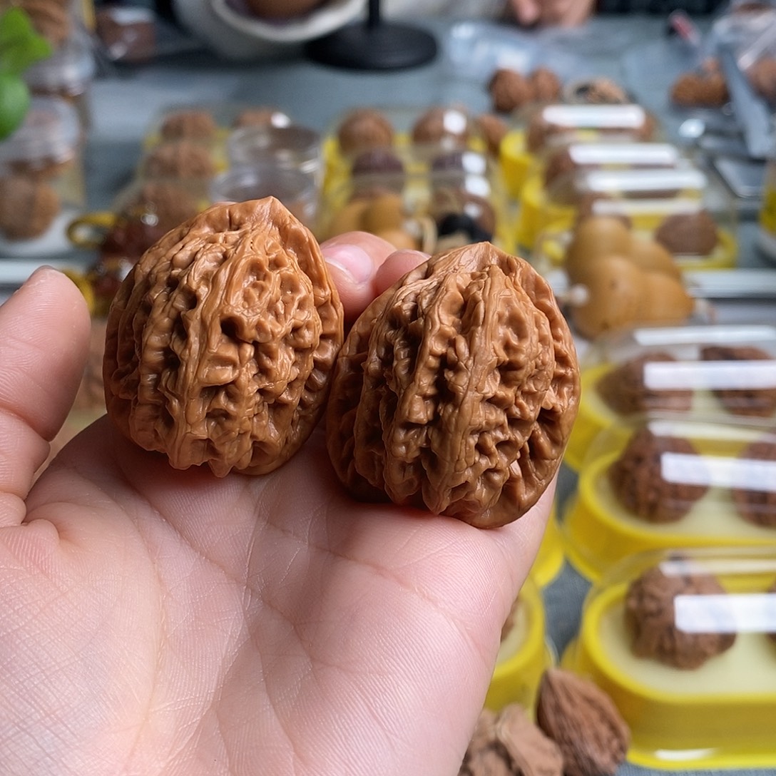 生***果把件文玩核桃1号微修红锦鲤39尺