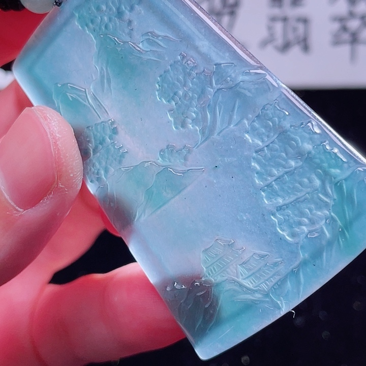 翡翠颈饰未镶嵌999999999