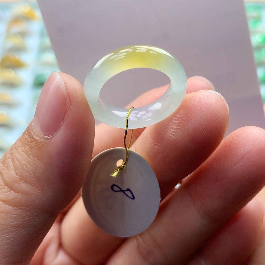 翡翠戒指未镶嵌8圈