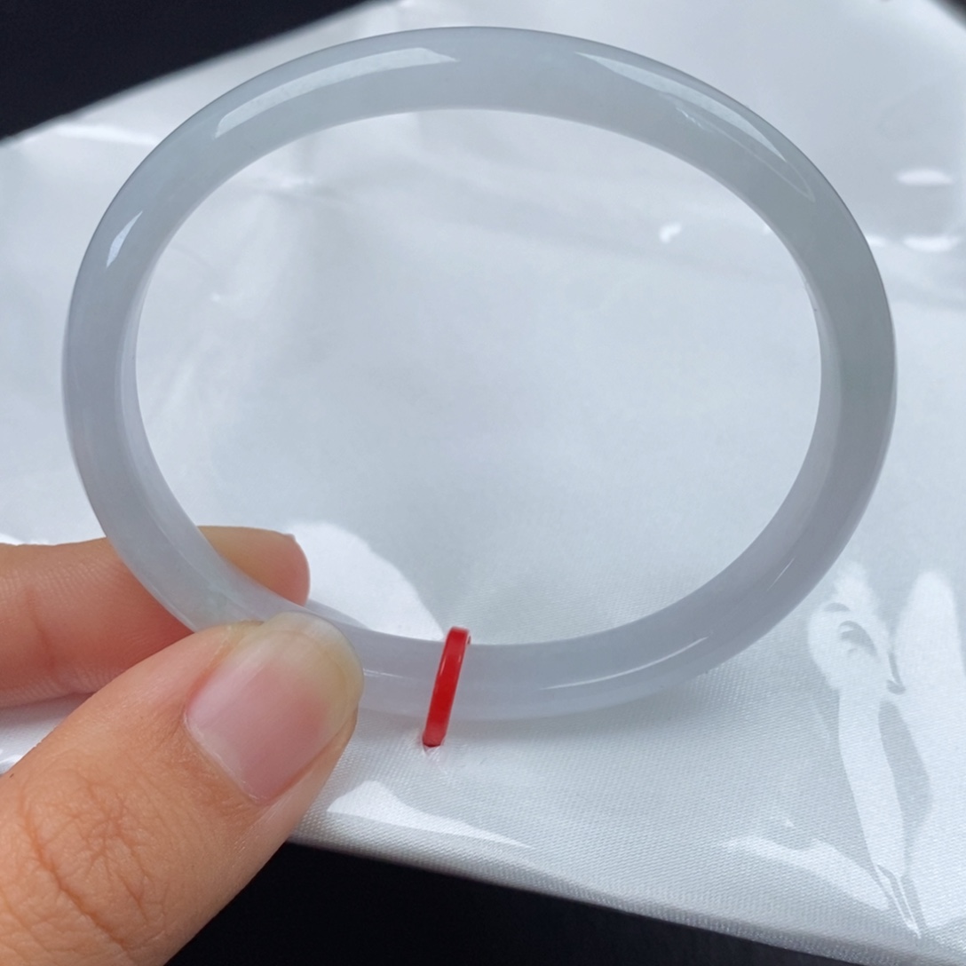 翡翠未镶嵌手镯（贵妃镯）