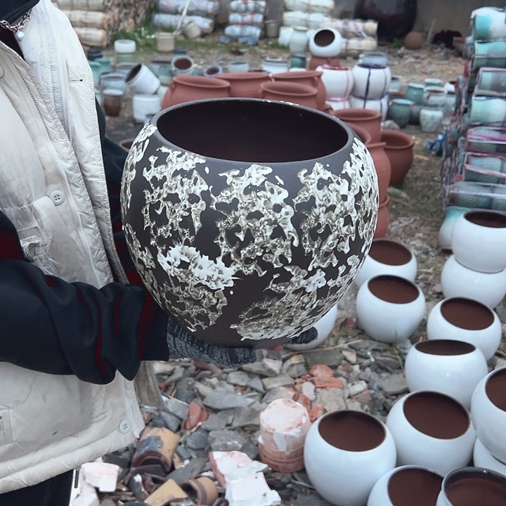 紫砂花盆瑕疵            