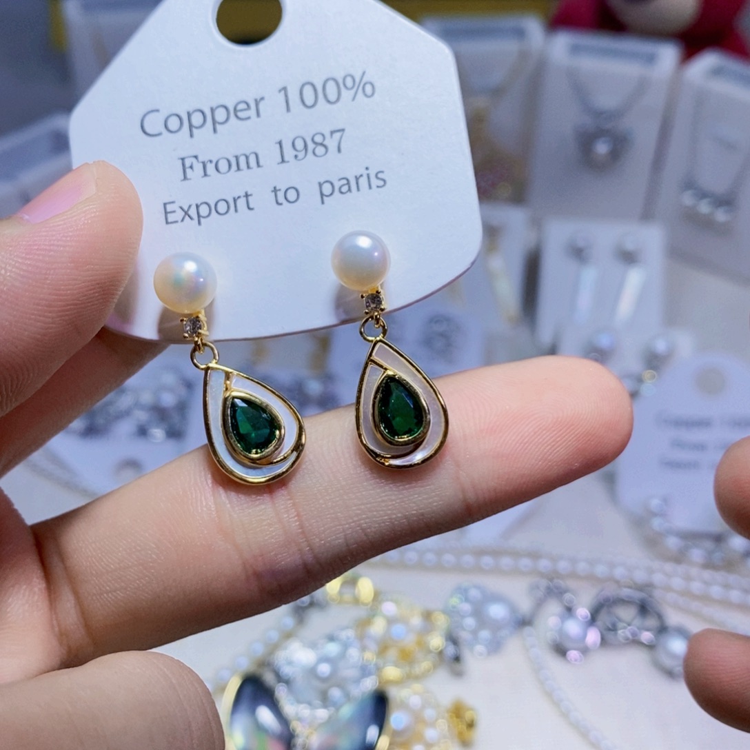 未镶嵌淡水珍珠耳饰