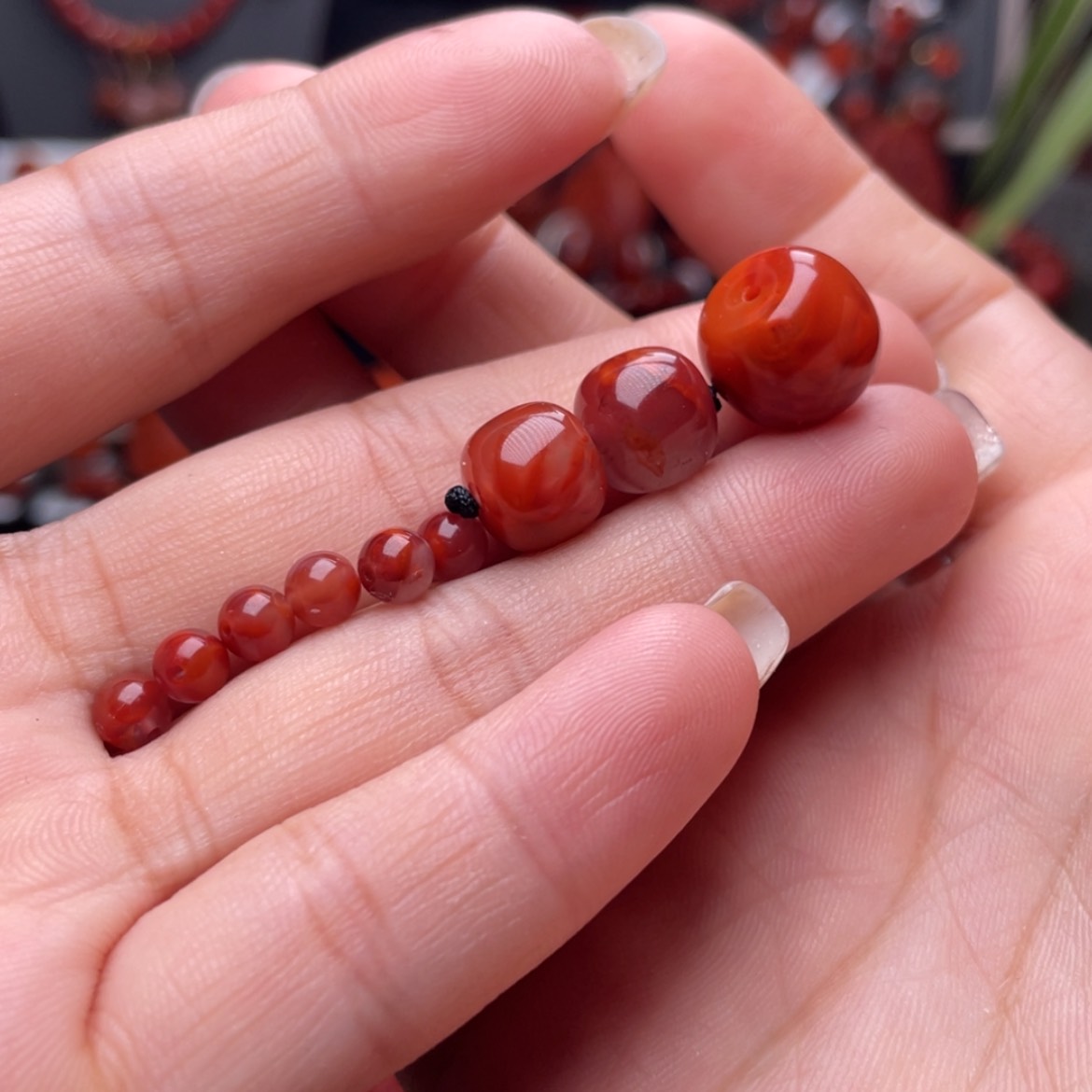 【闪购商品】南红玛瑙配饰9个未镶嵌老*